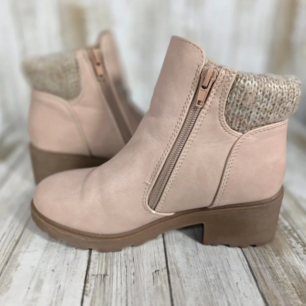 DV Dolce Vita Nautra Girls Blush Pink Faux Leather Sweater Collar Ankle Boots 3